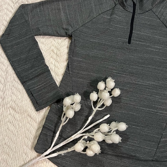 Reebok Gray Space Dye Back Vent 1/4 Sleeve Pullover Women's Medium - Picture 2 of 12